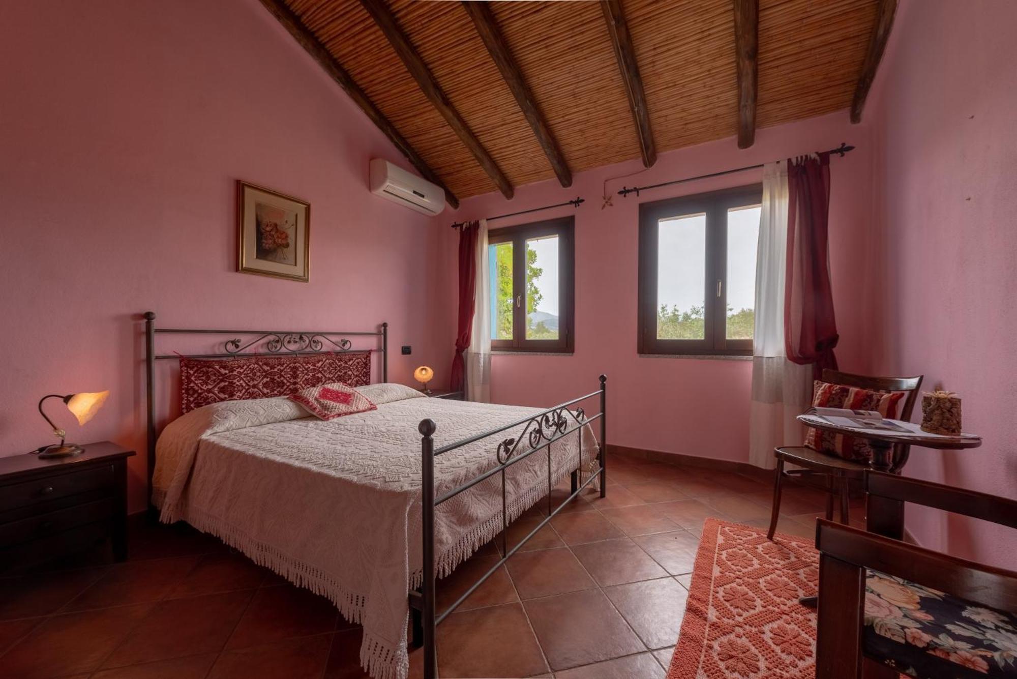 Tenuta Don Ballore Galtellì Kültér fotó